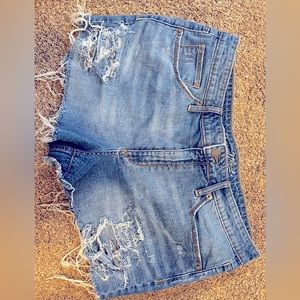 Size 14/32 shorts